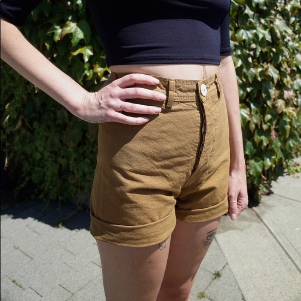 Jesse Kamm cut off shorts in Tobacco size 8 (or 6)